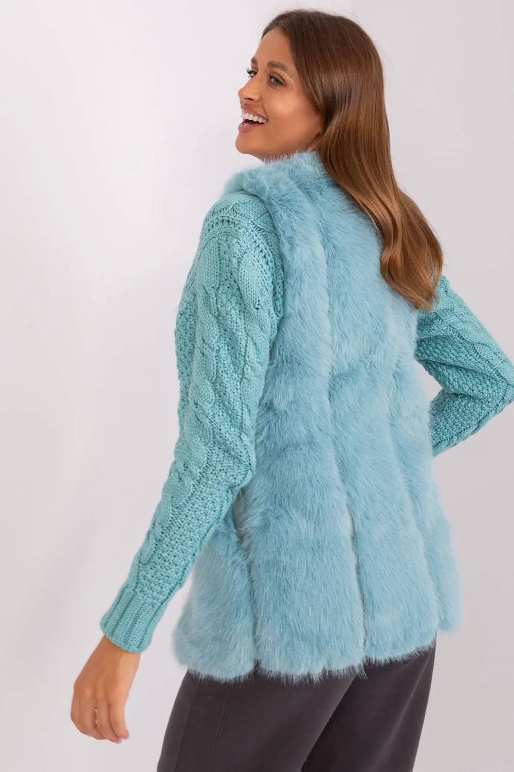 Gilet en fausse fourrure vert – Image 3
