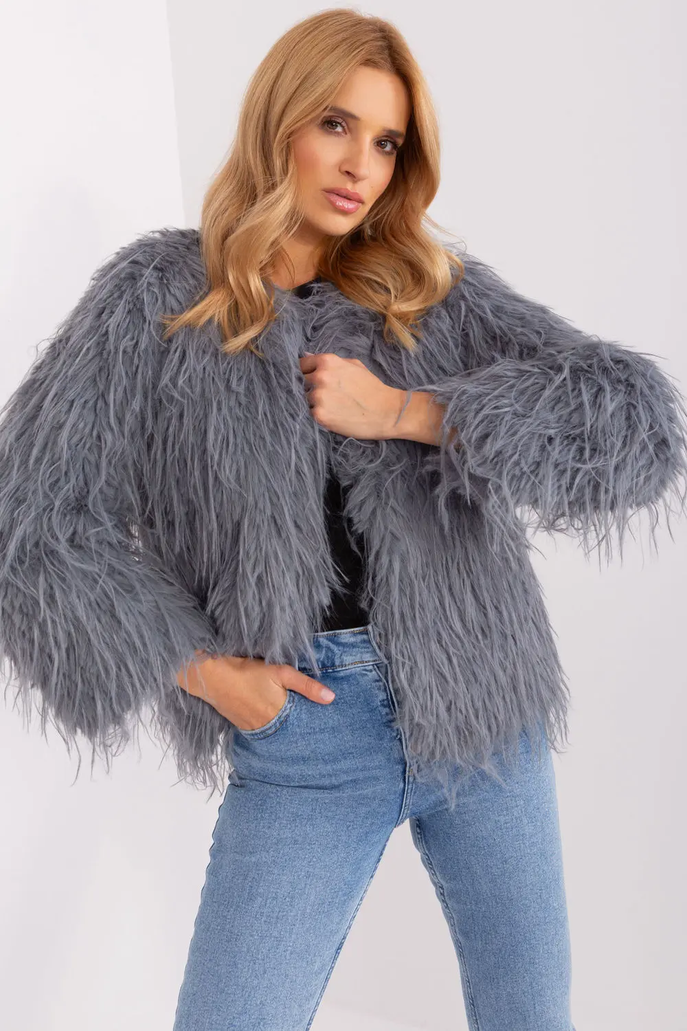 Veste en fausse fourrure grise