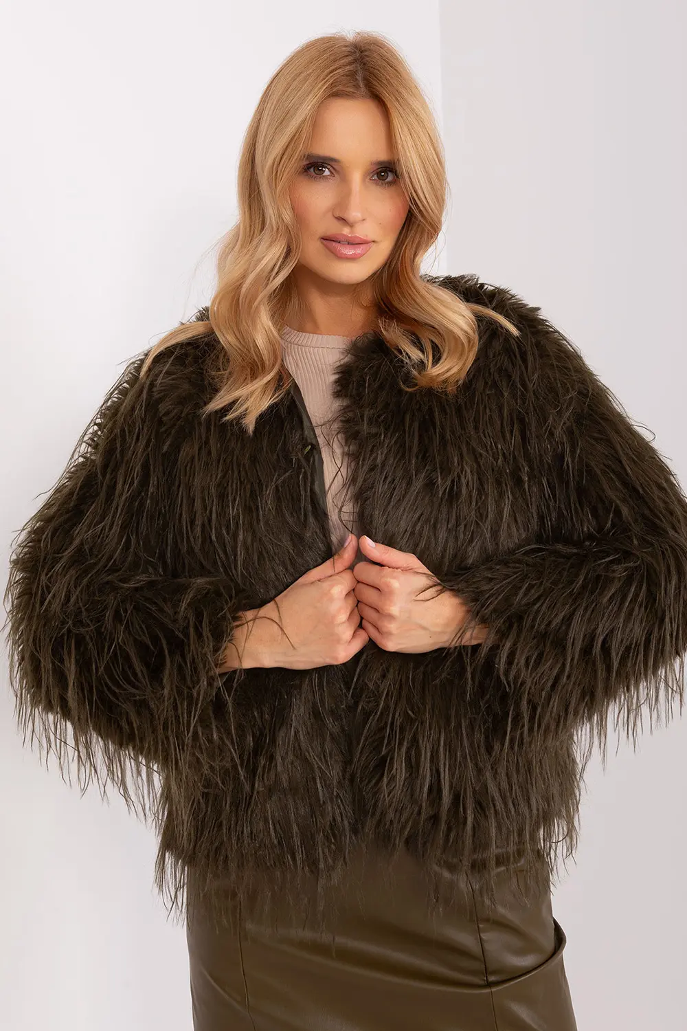 Veste en fausse fourrure verte – Image 4