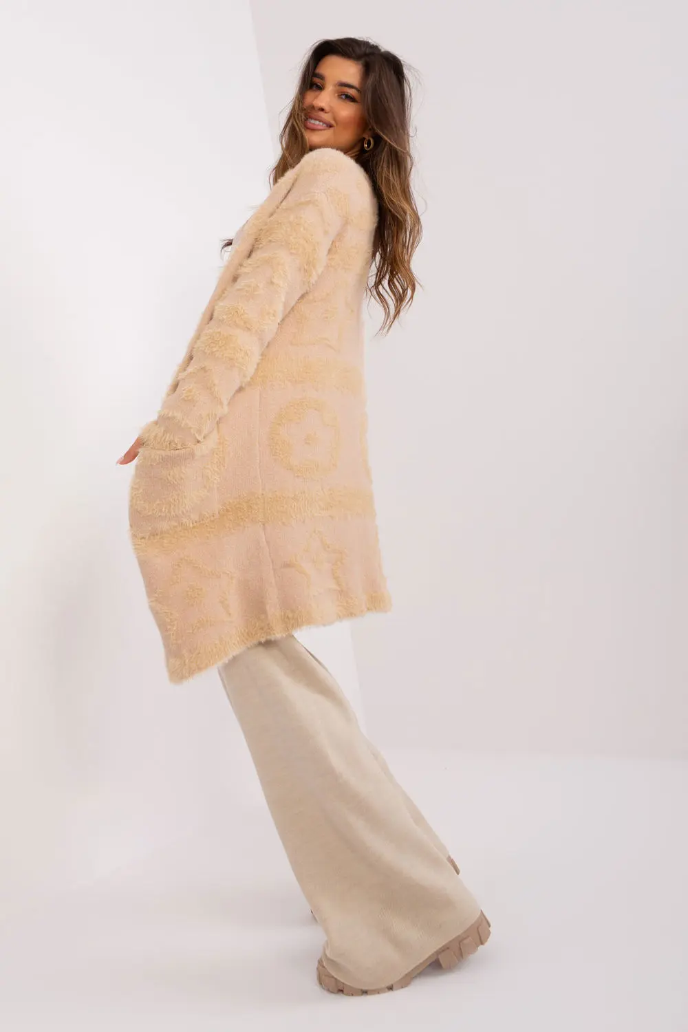 Cardigan oversize beige – Image 2