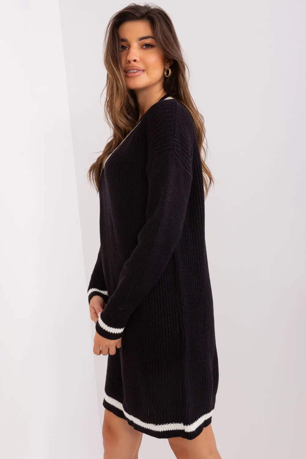 Robe pull noire à manches longues – Image 2