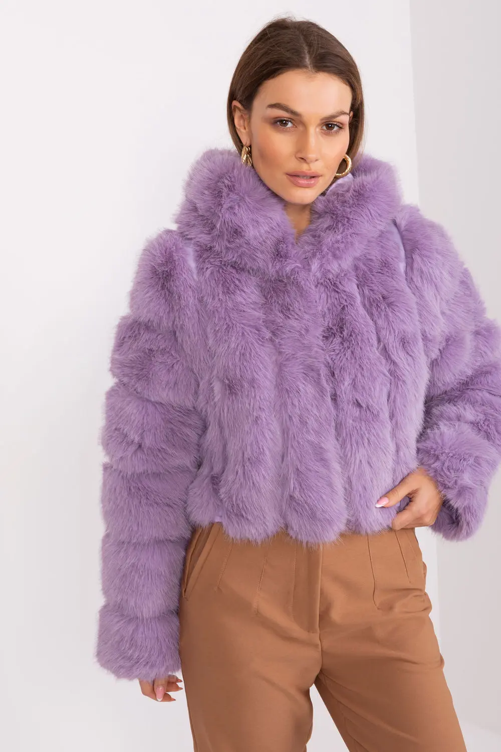 Veste en fausse fourrure violette