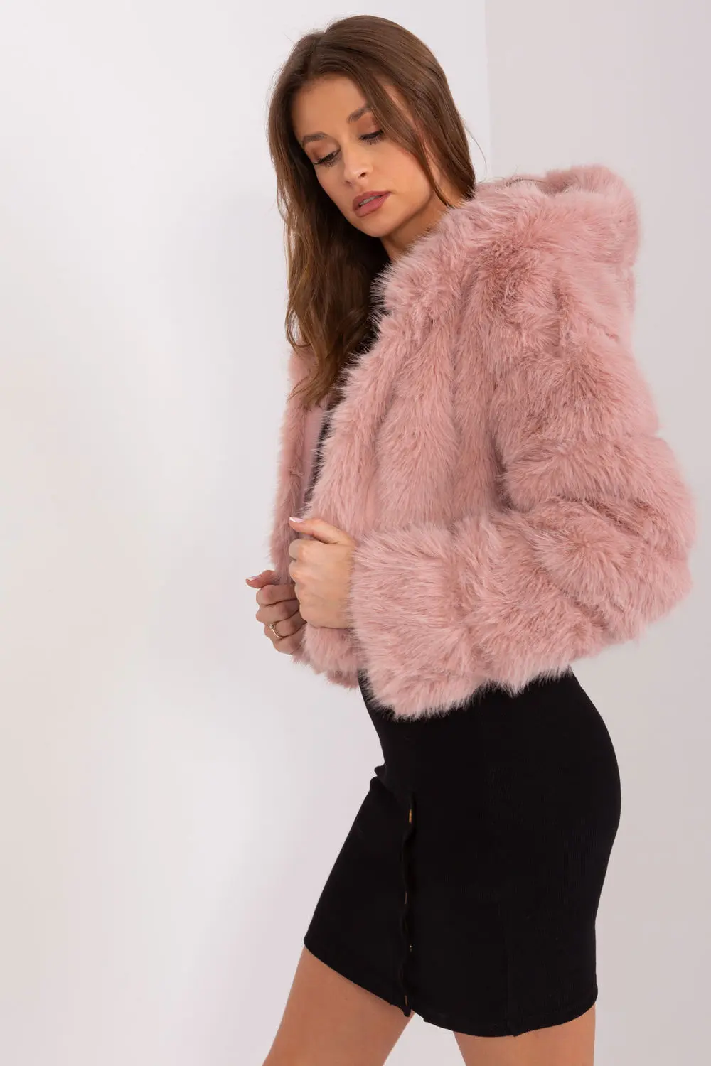 Veste en fausse fourrure rose à capuche – Image 2