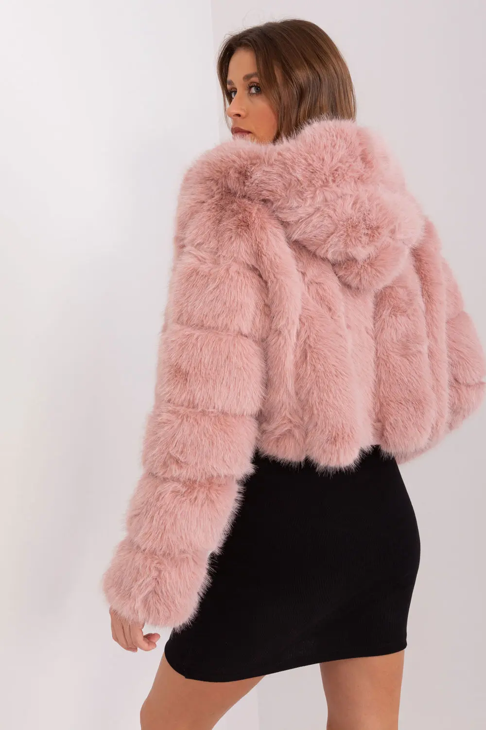Veste en fausse fourrure rose à capuche – Image 3