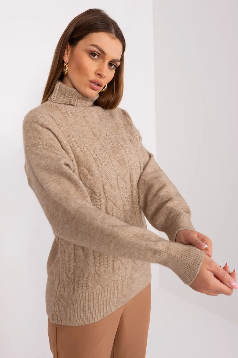Col roulé beige – Image 2