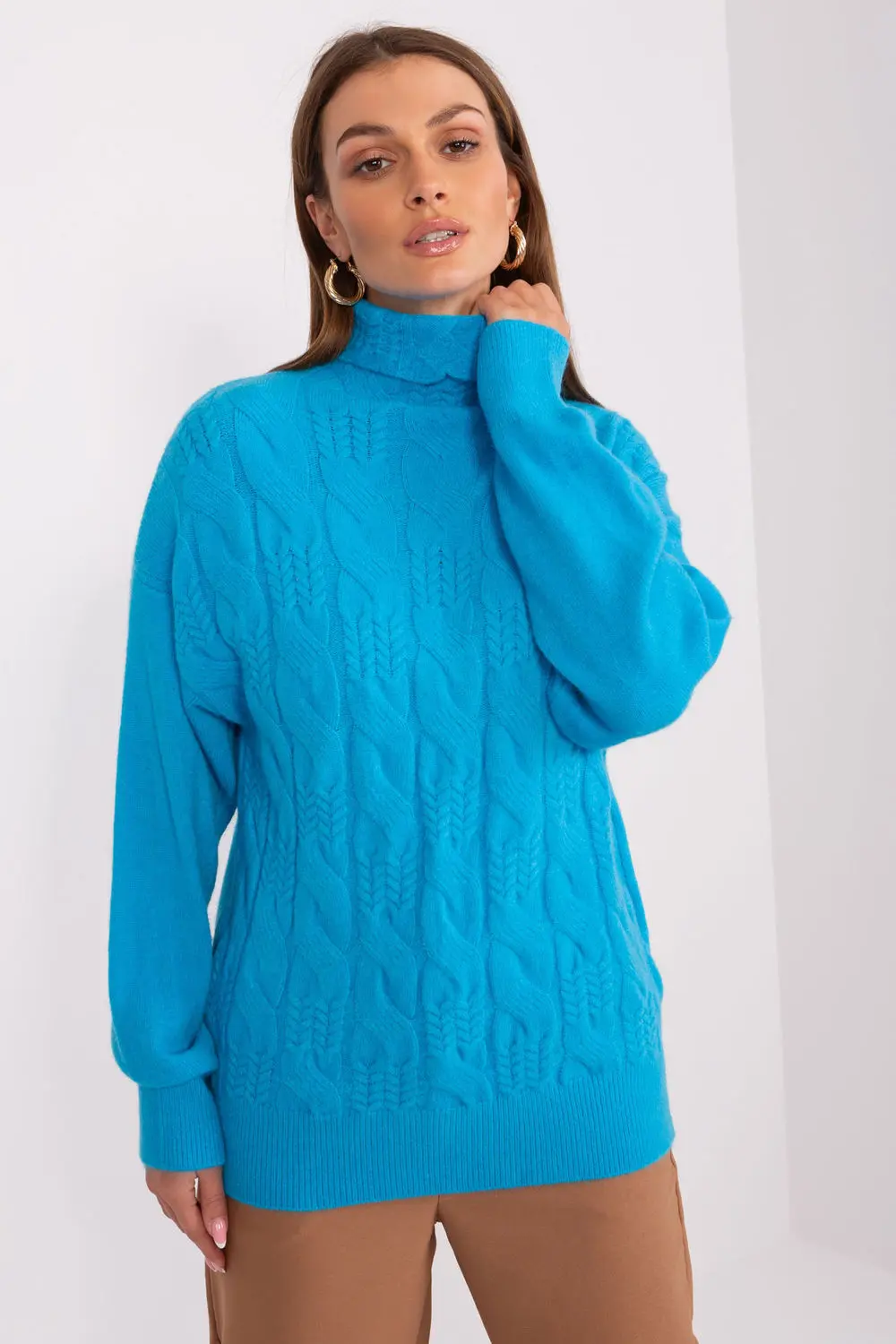 Col roulé bleu