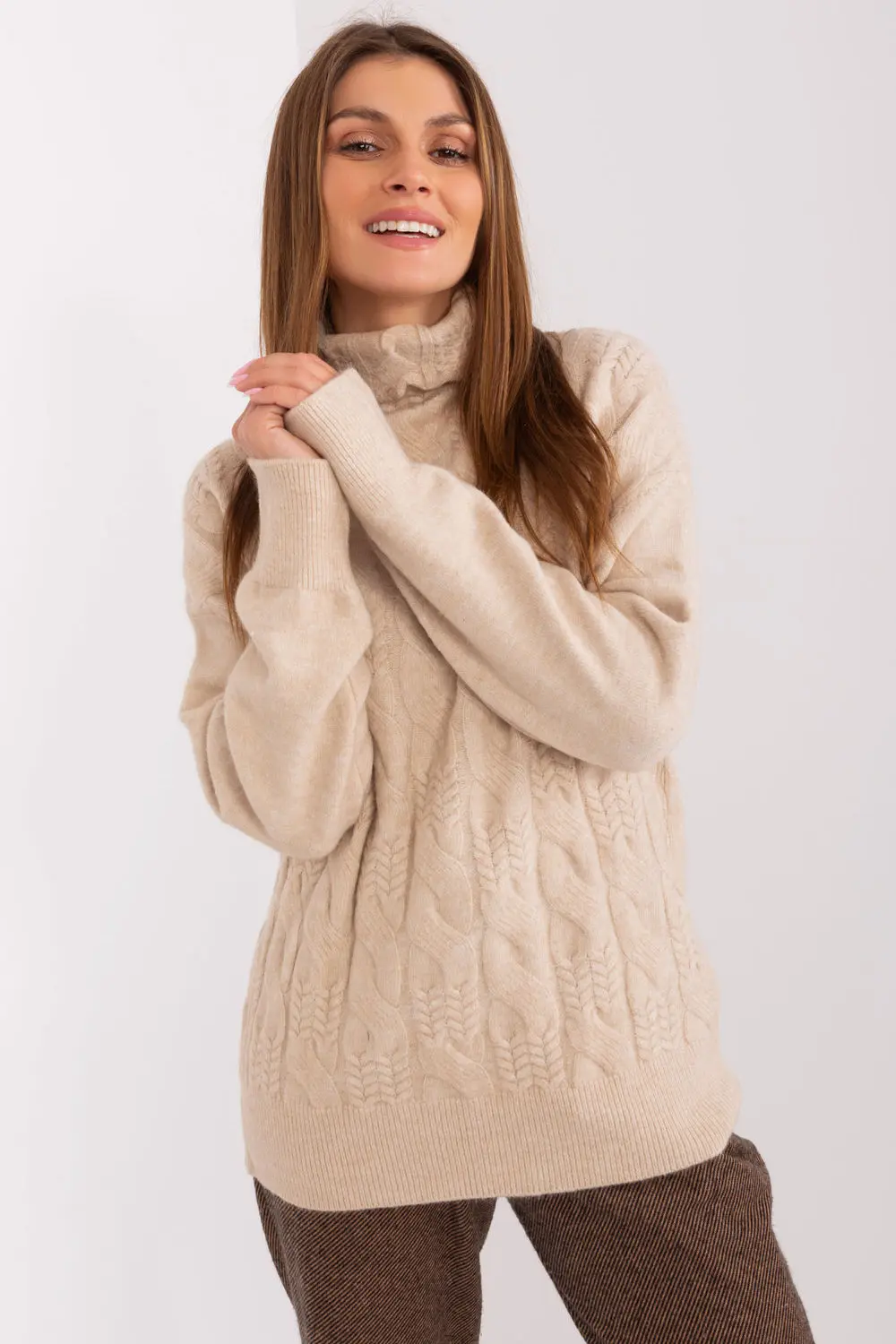 Col roulé beige
