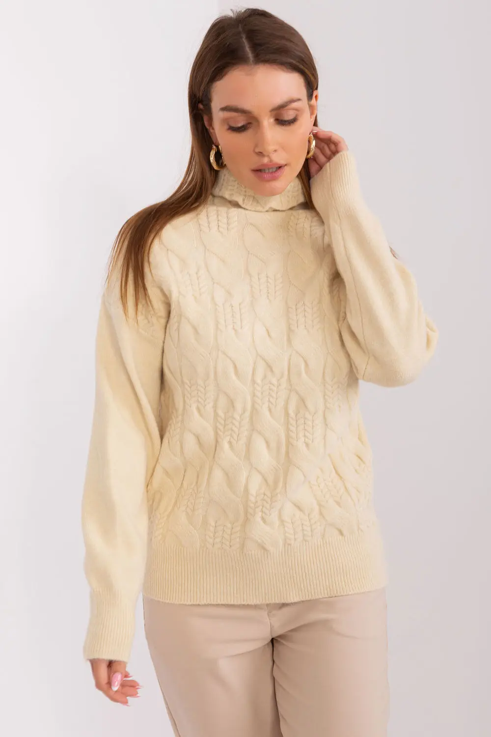 Col roulé beige