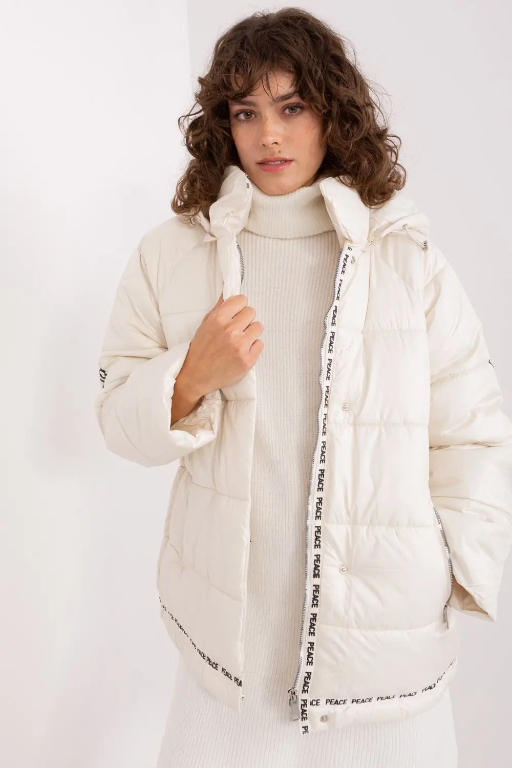 Veste matelassé beige à capuche
