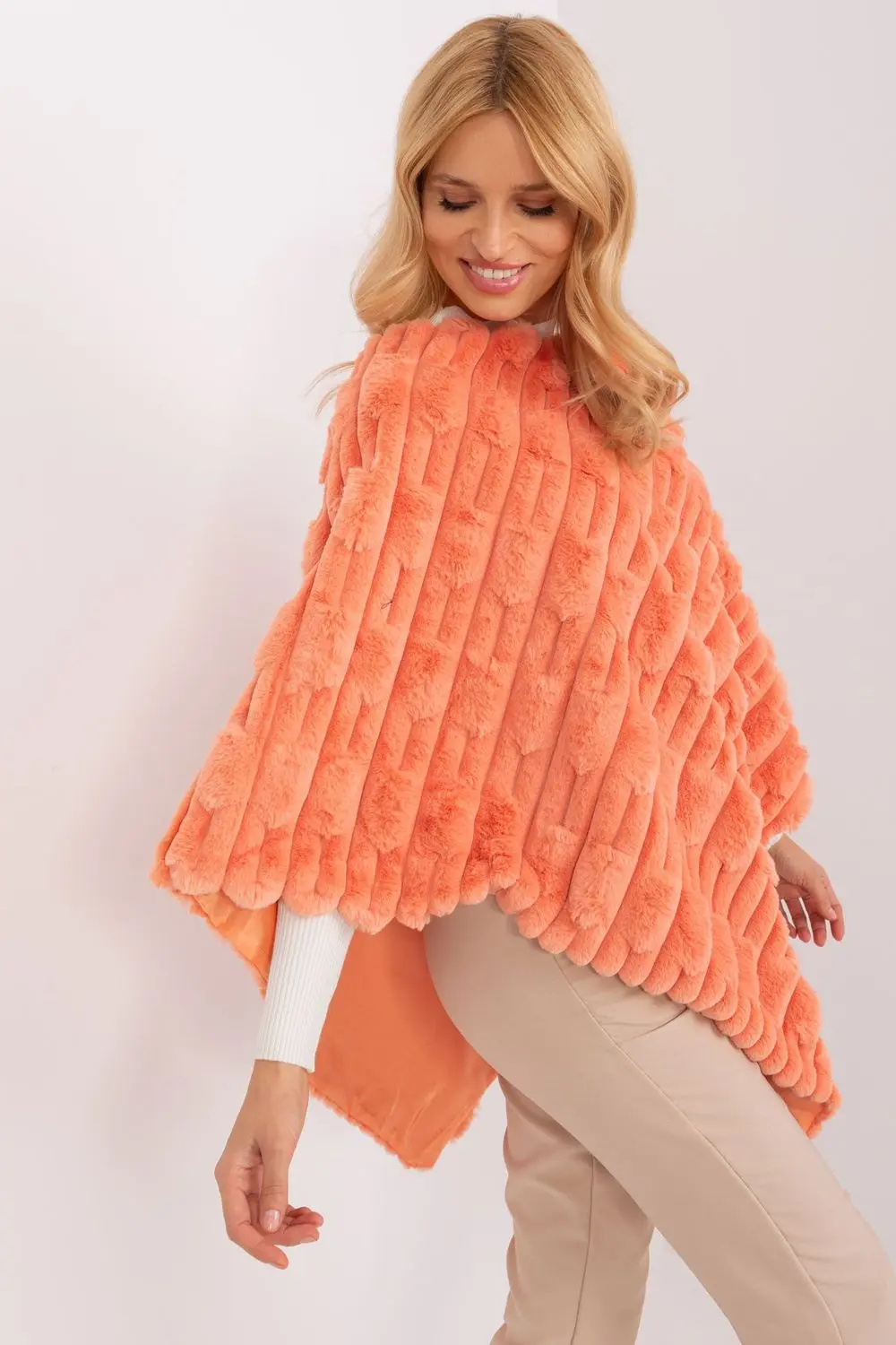 Poncho orange – Image 2
