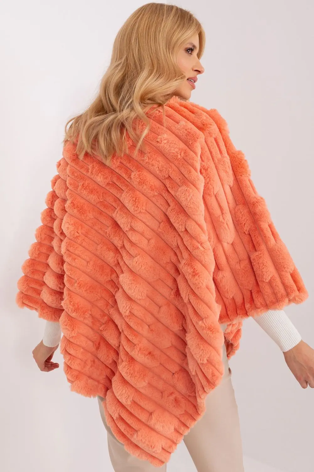 Poncho orange – Image 3