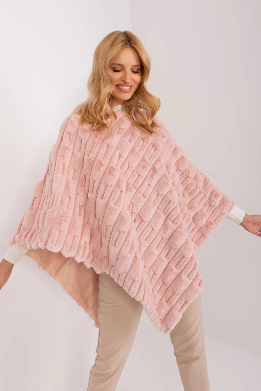 Poncho rose