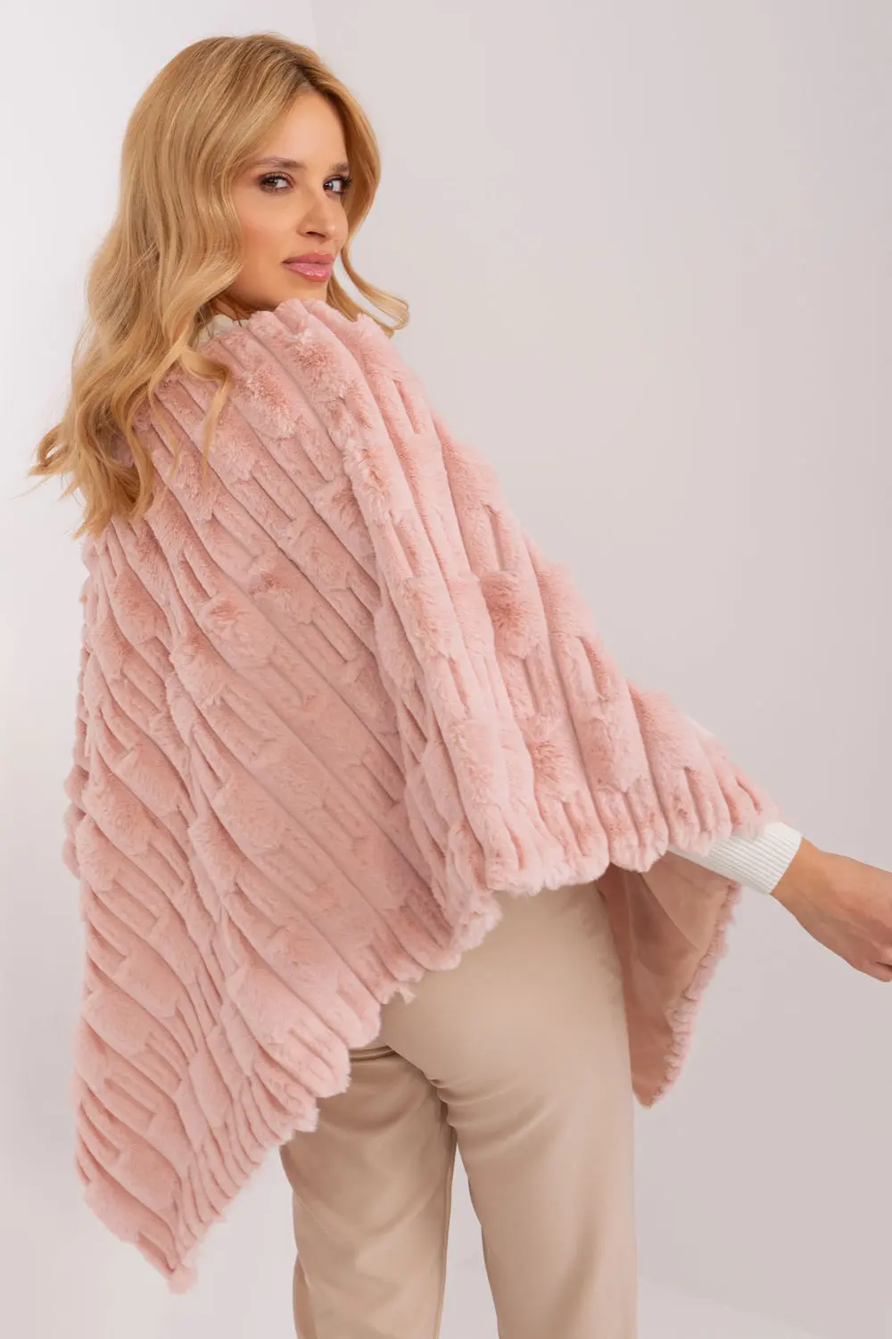 Poncho rose – Image 2