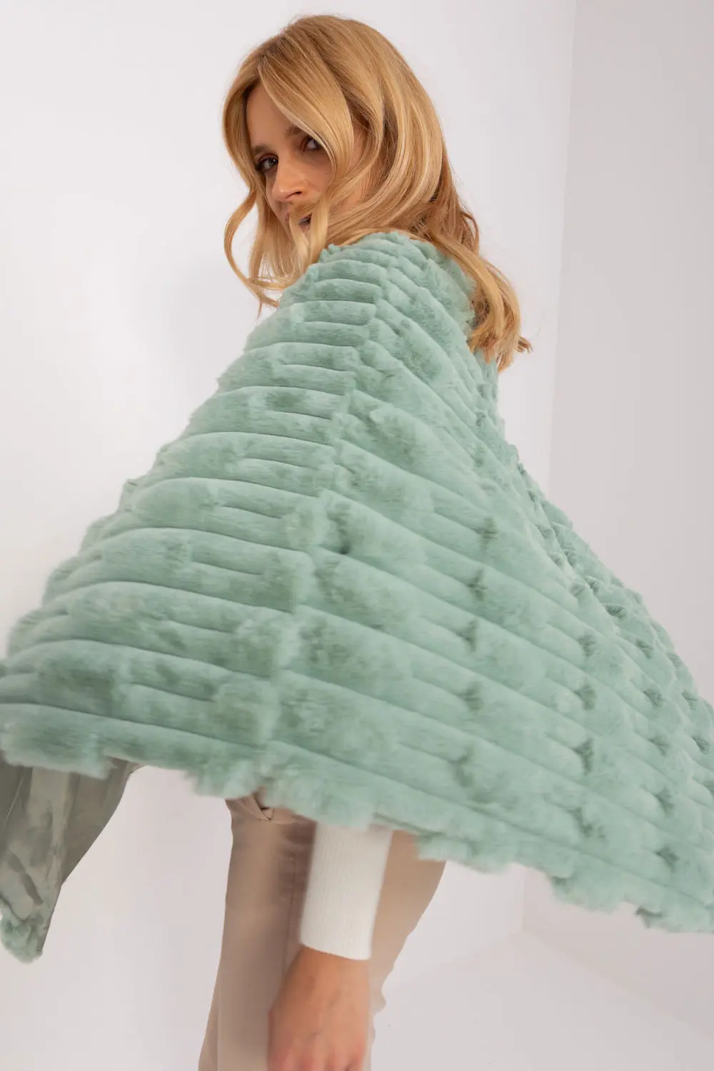 Poncho vert – Image 4