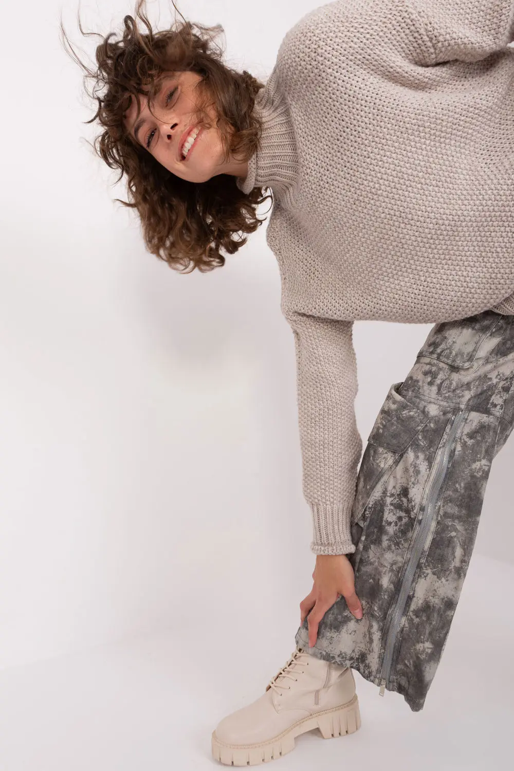 Col roulé beige – Image 2
