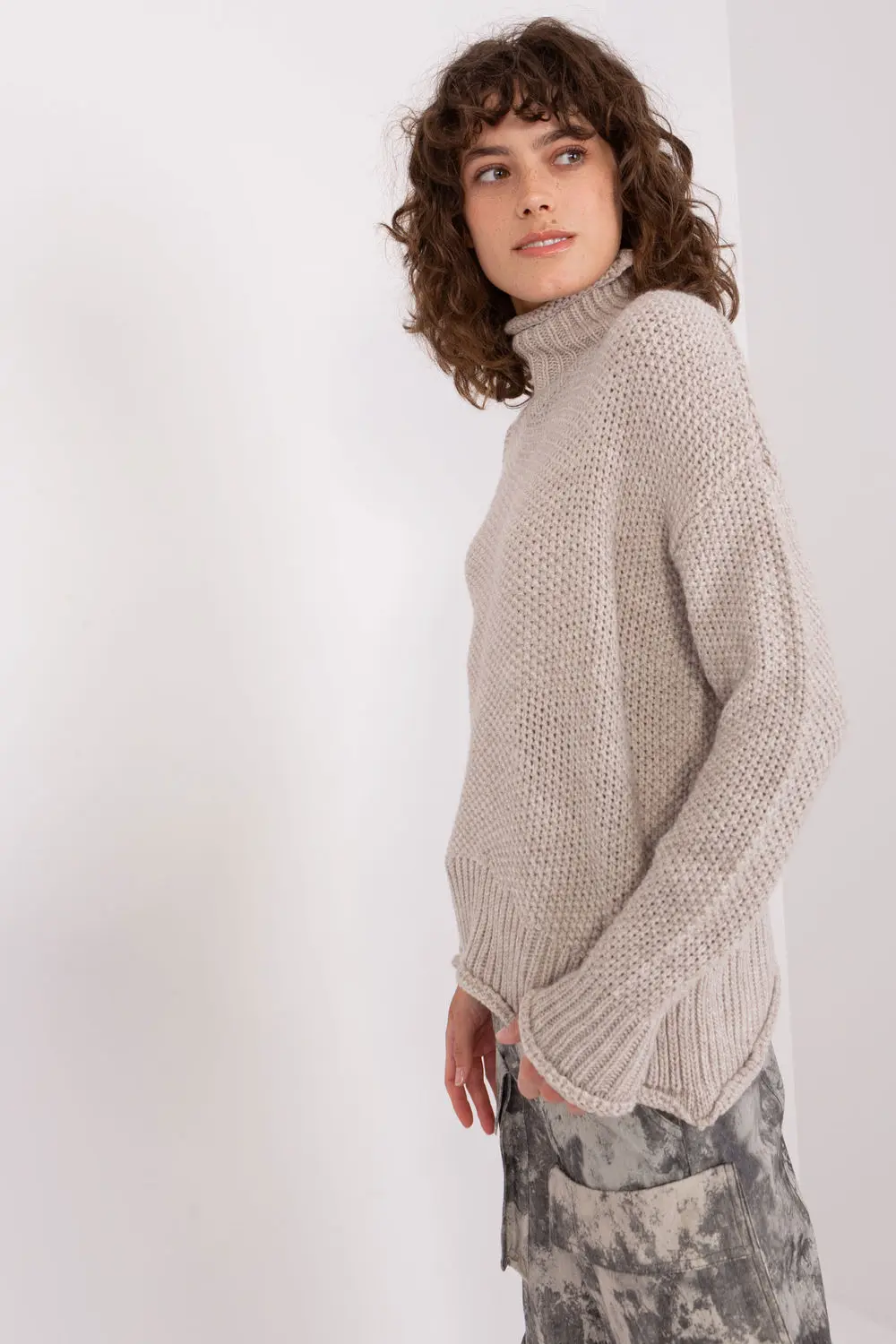 Col roulé beige – Image 3