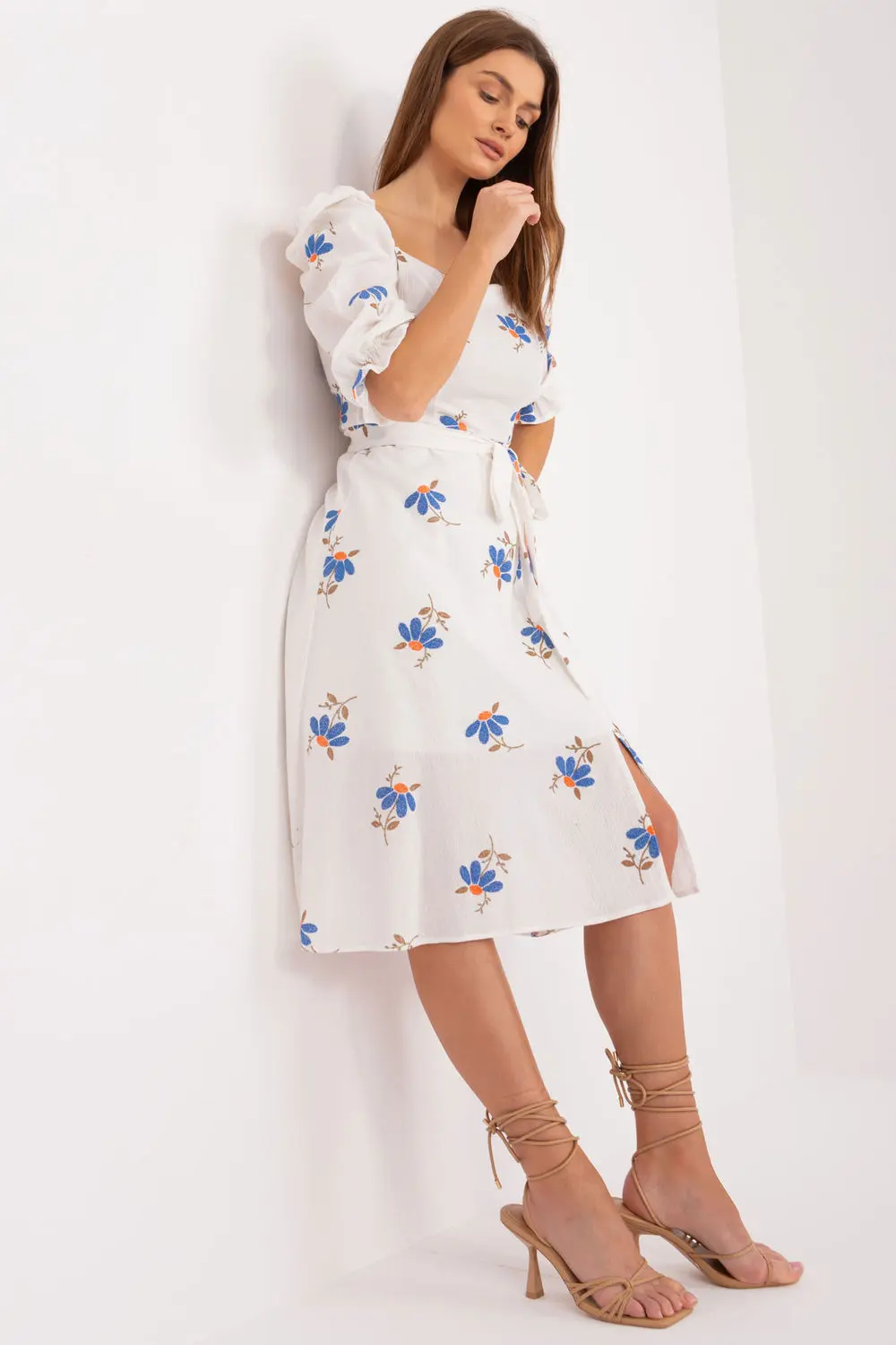 Robe midi évasée bleue imprimée – Image 2