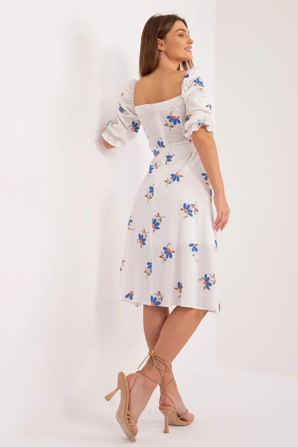 Robe midi évasée bleue imprimée – Image 3