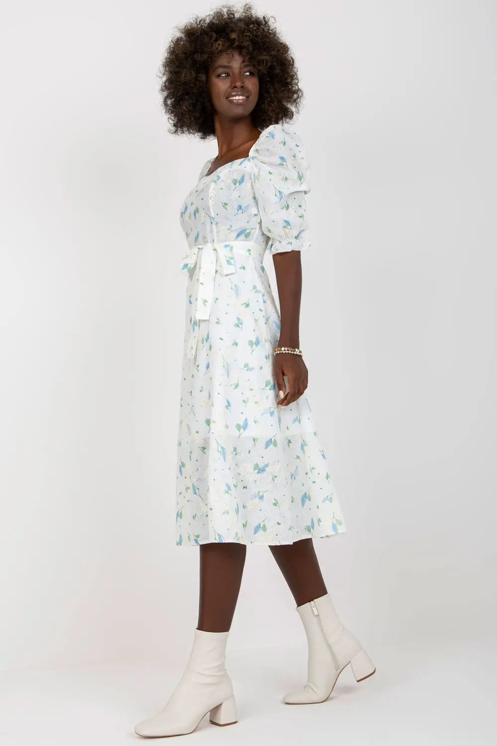 Robe midi évasée bleue imprimée – Image 3