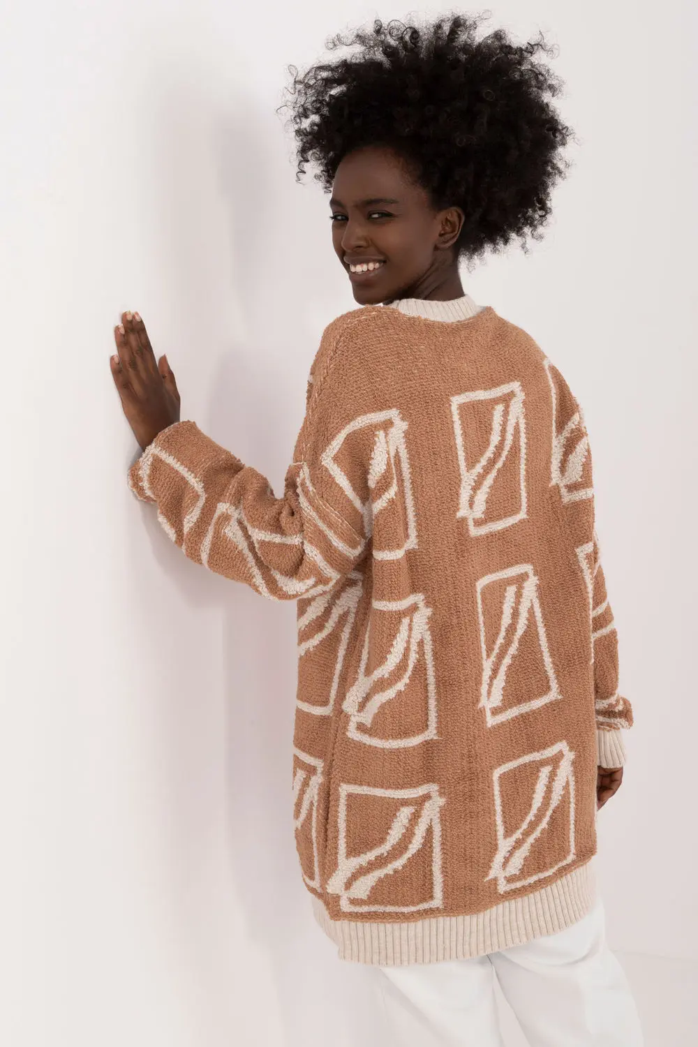Chandail brun – Image 3