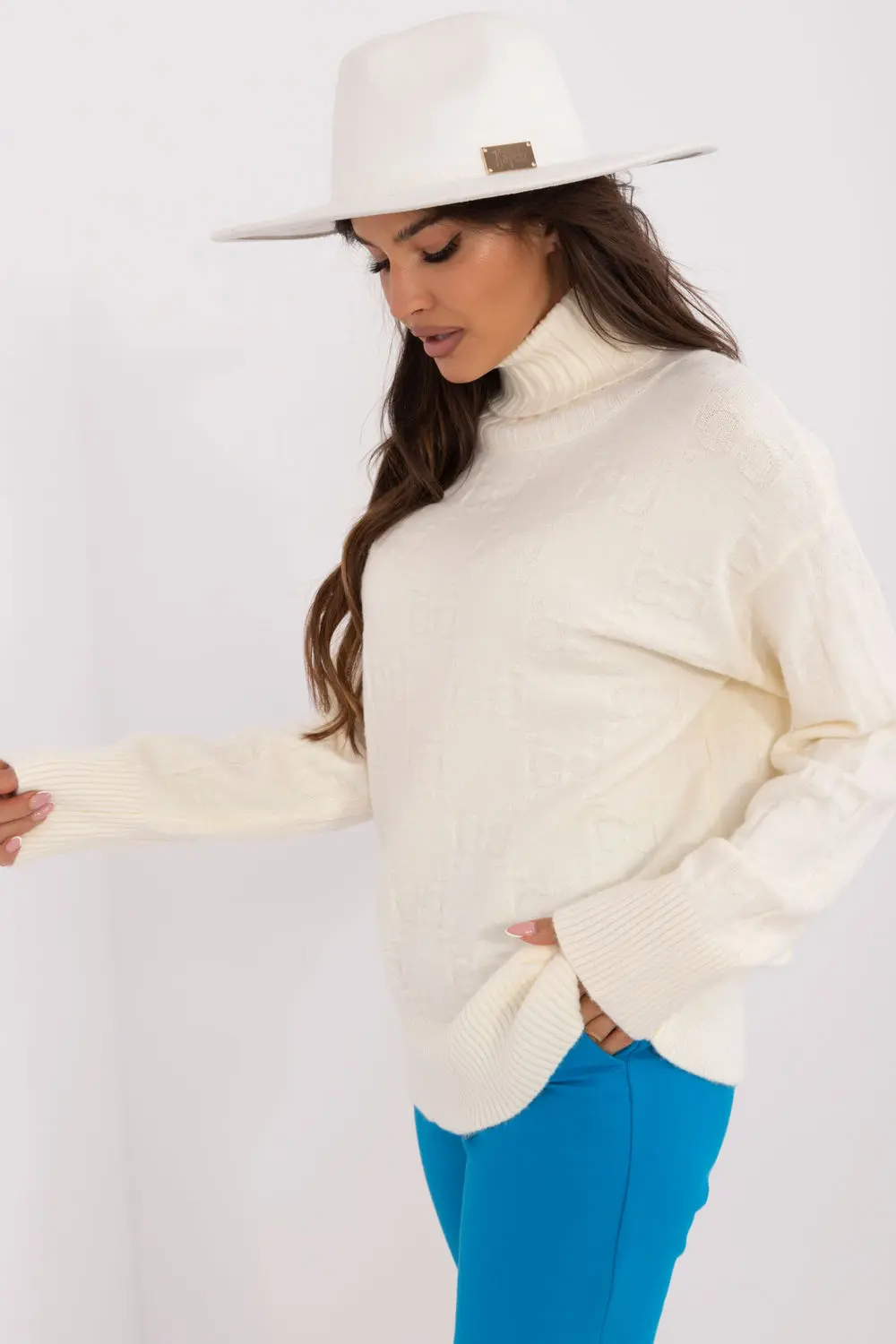 Col roulé beige – Image 2