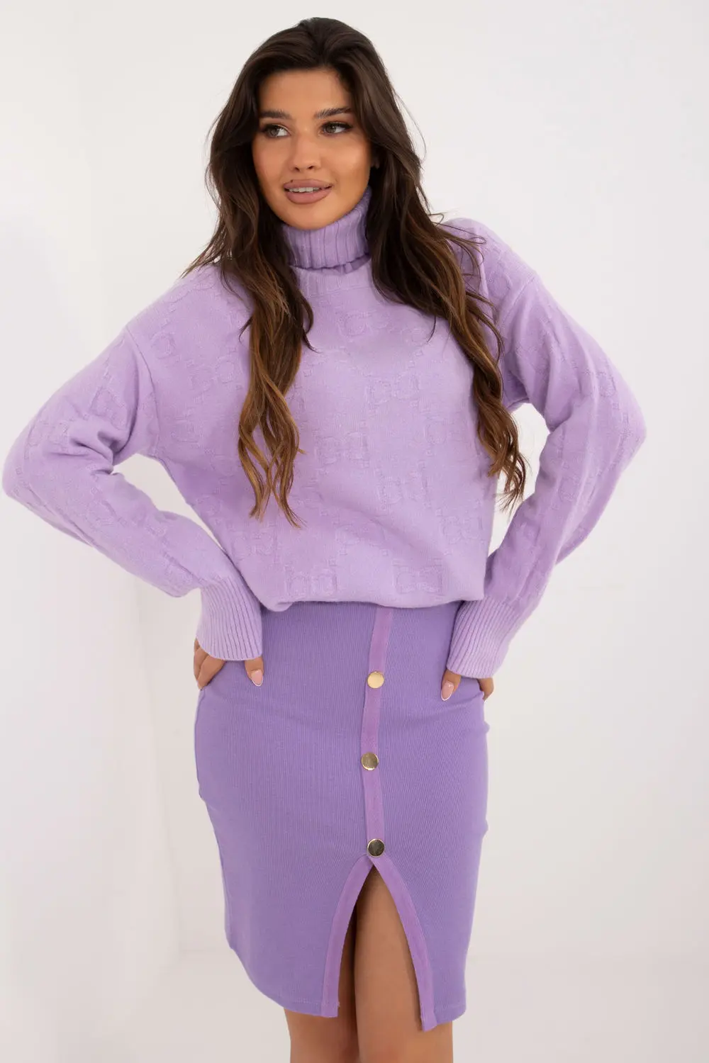 Col roulé violet