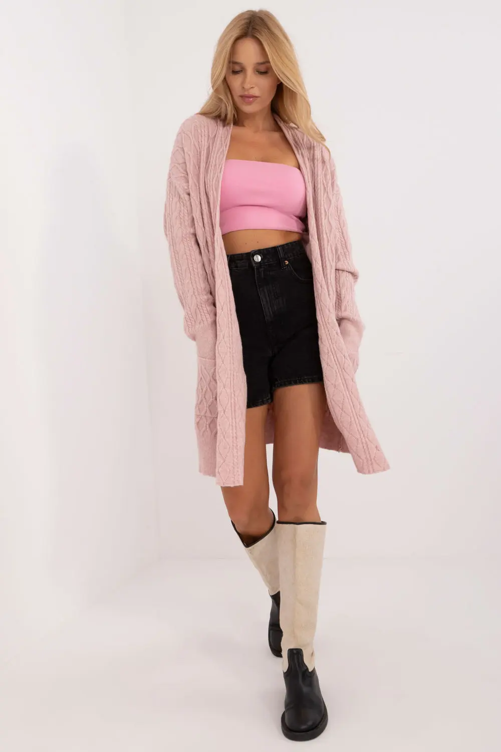 Cardigan rose