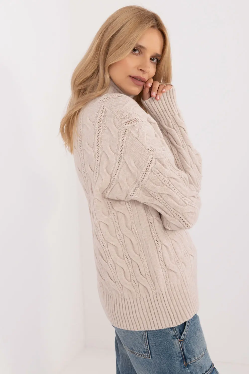 Col roulé beige – Image 2