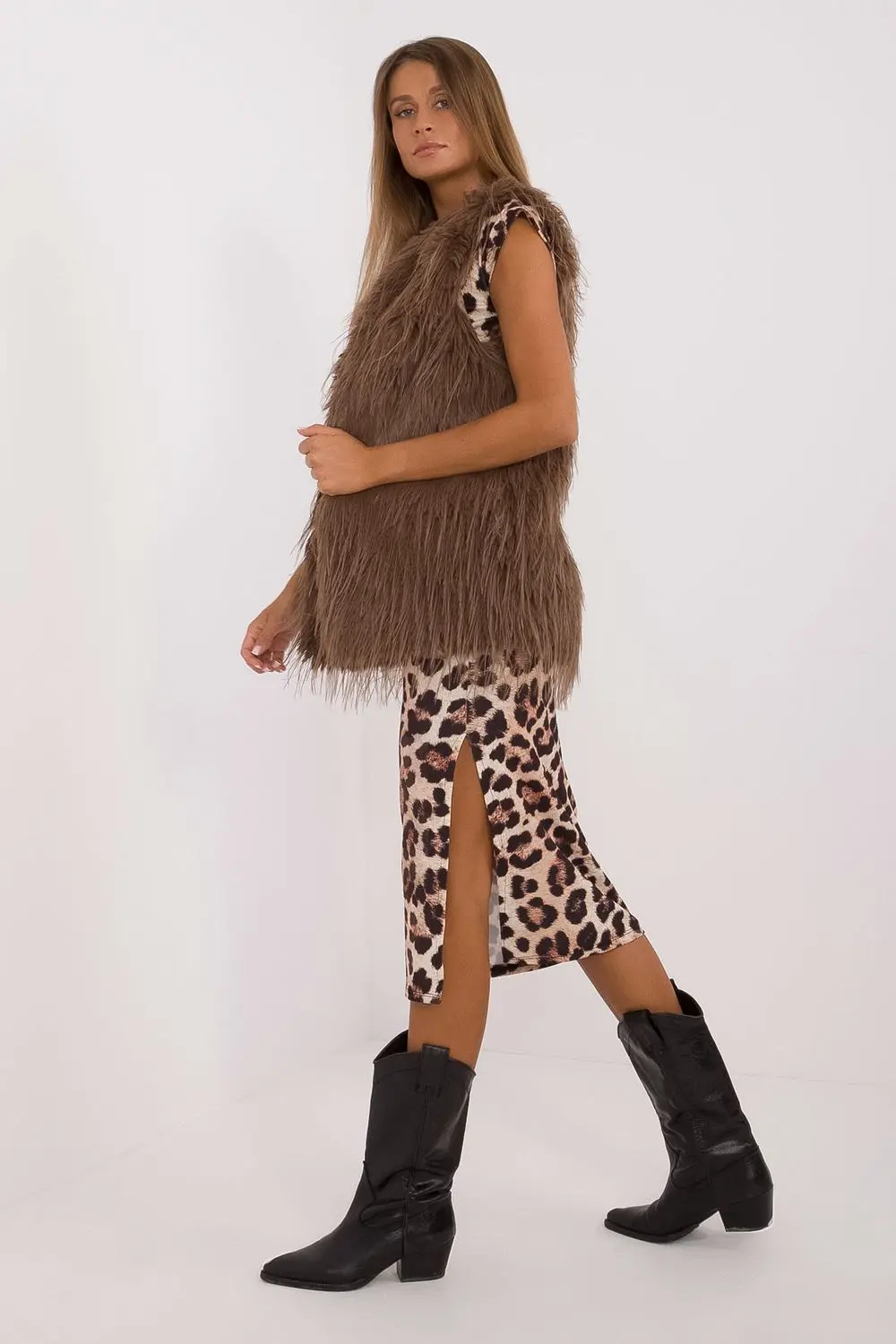 Gilet en fausse fourrure brun à capuche – Image 4