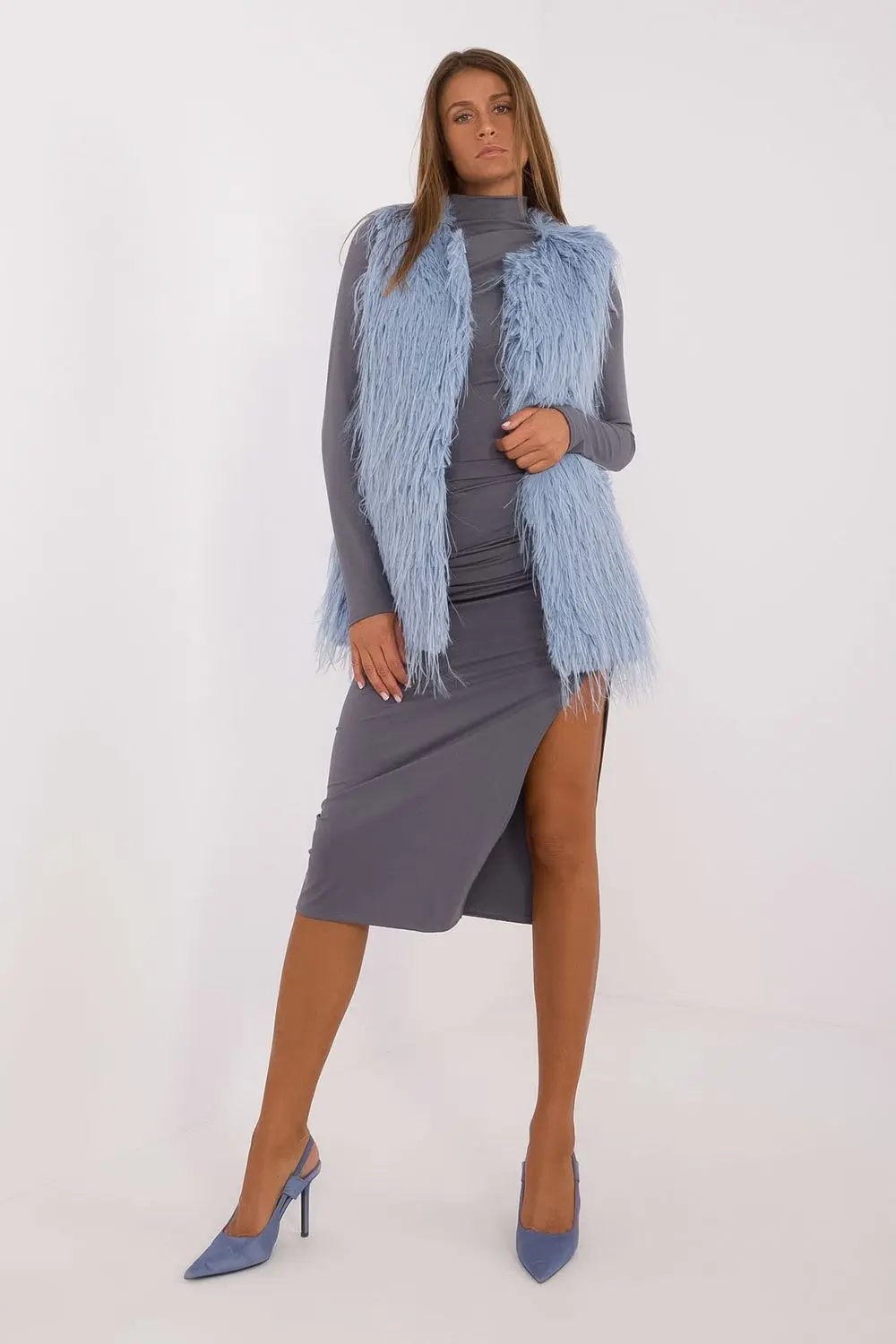 Gilet en fausse fourrure bleu à capuche
