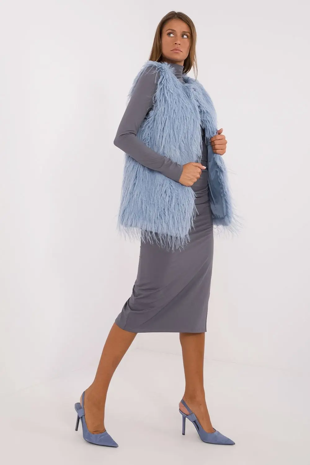 Gilet en fausse fourrure bleu à capuche – Image 2