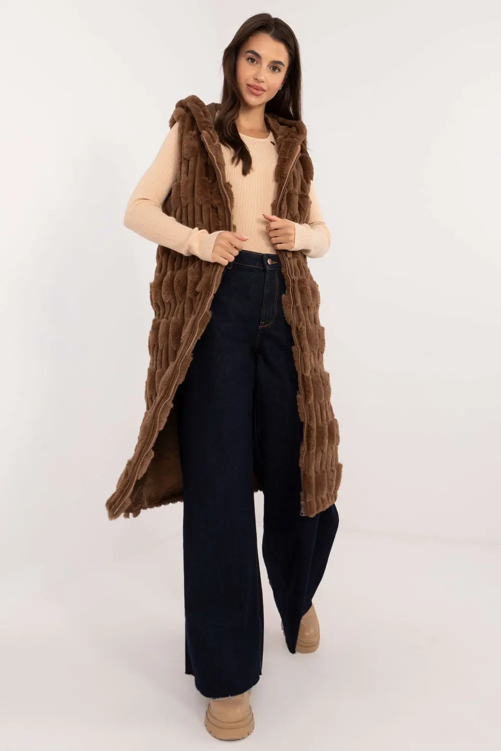 Gilet en fausse fourrure brun à capuche