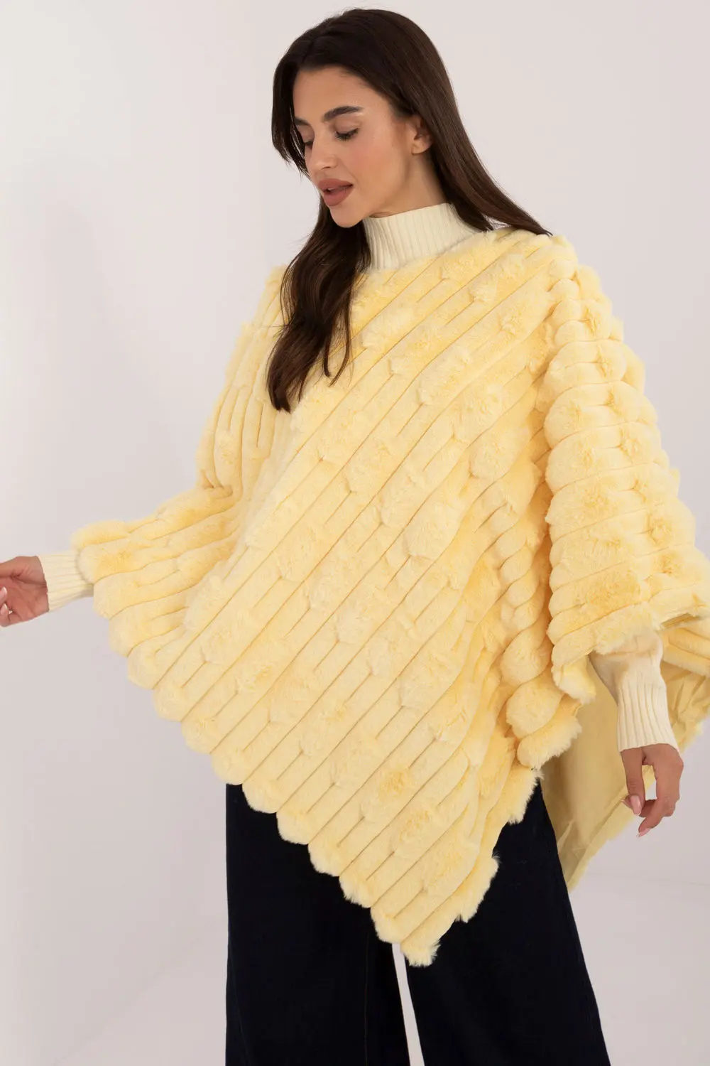 Poncho jaune
