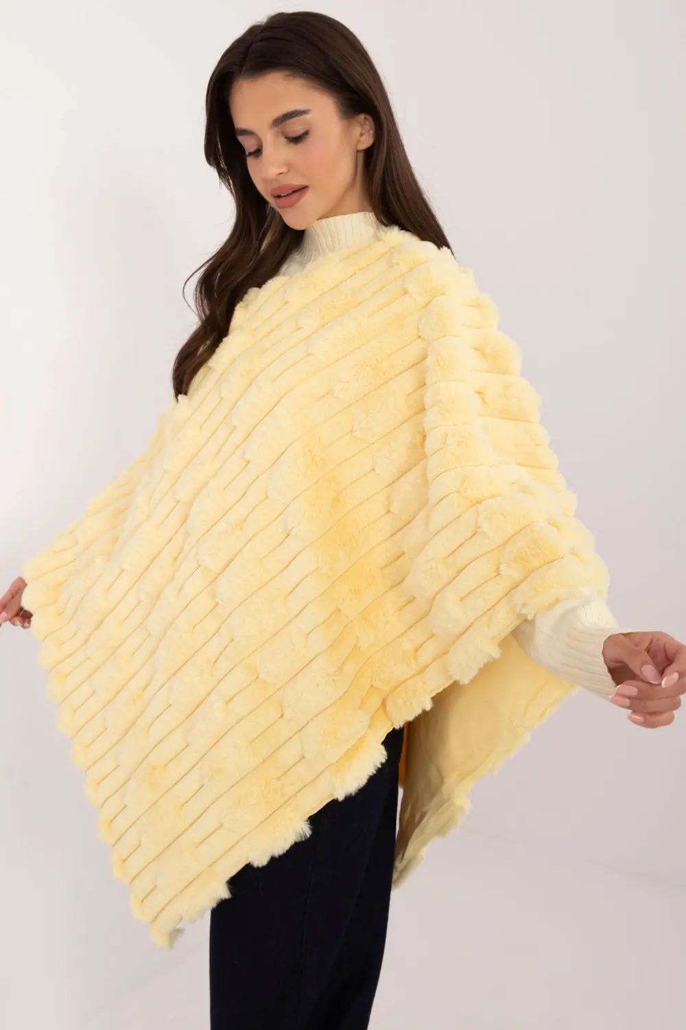 Poncho jaune – Image 2