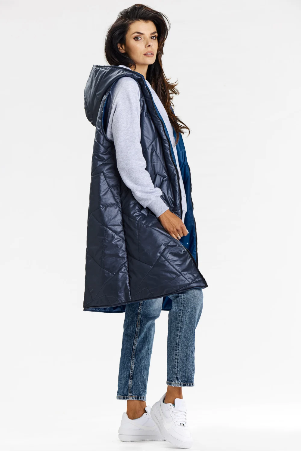 Gilet bleu marine à capuche – Image 2