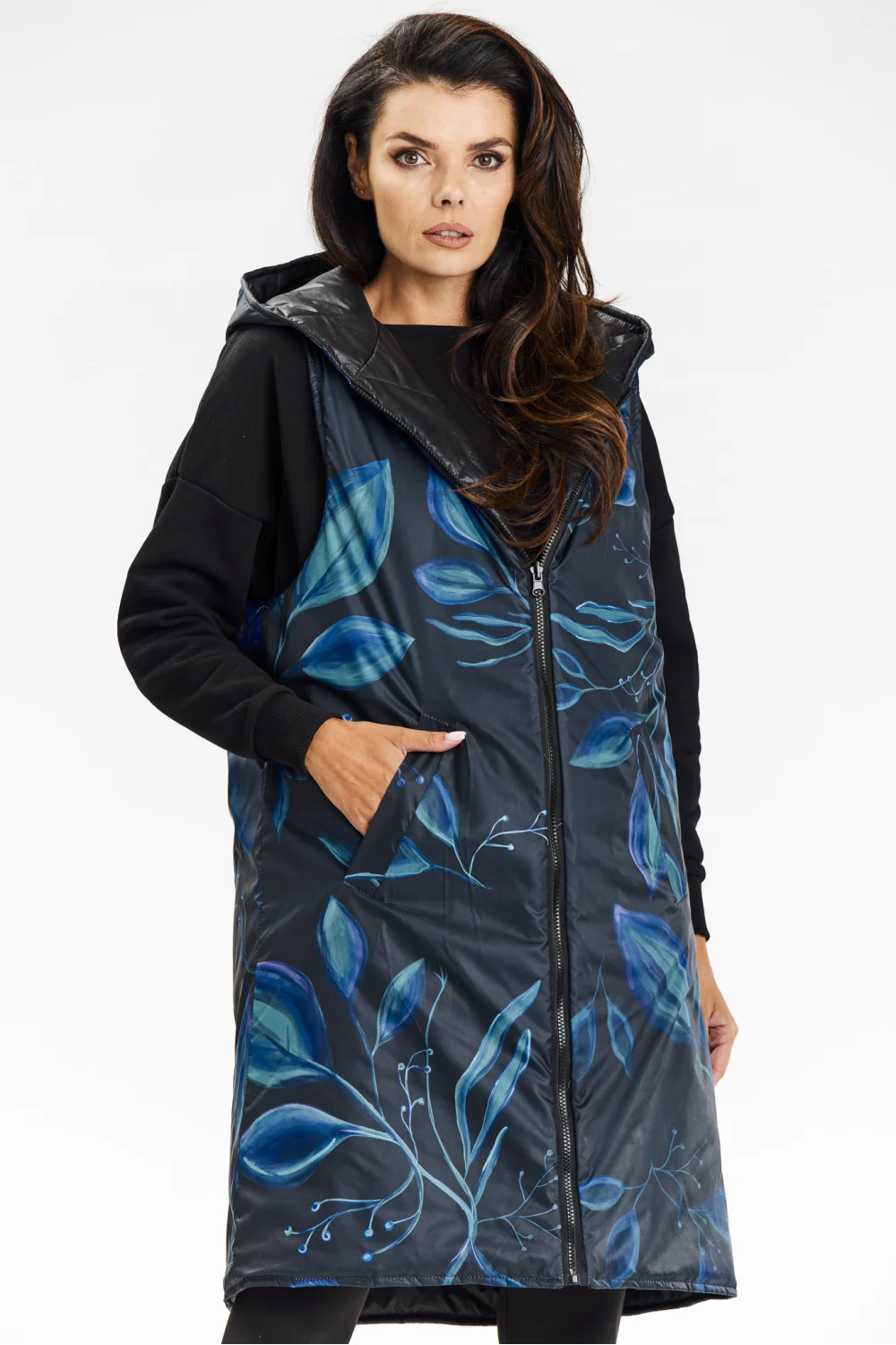 Gilet noir à capuche – Image 4