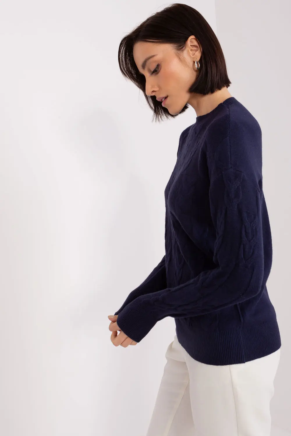 Chandail bleu marine – Image 2