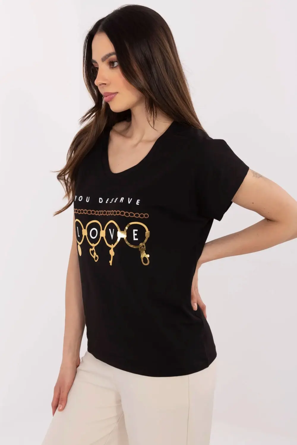 T-shirt décolleté en V noir imprimé – Image 2