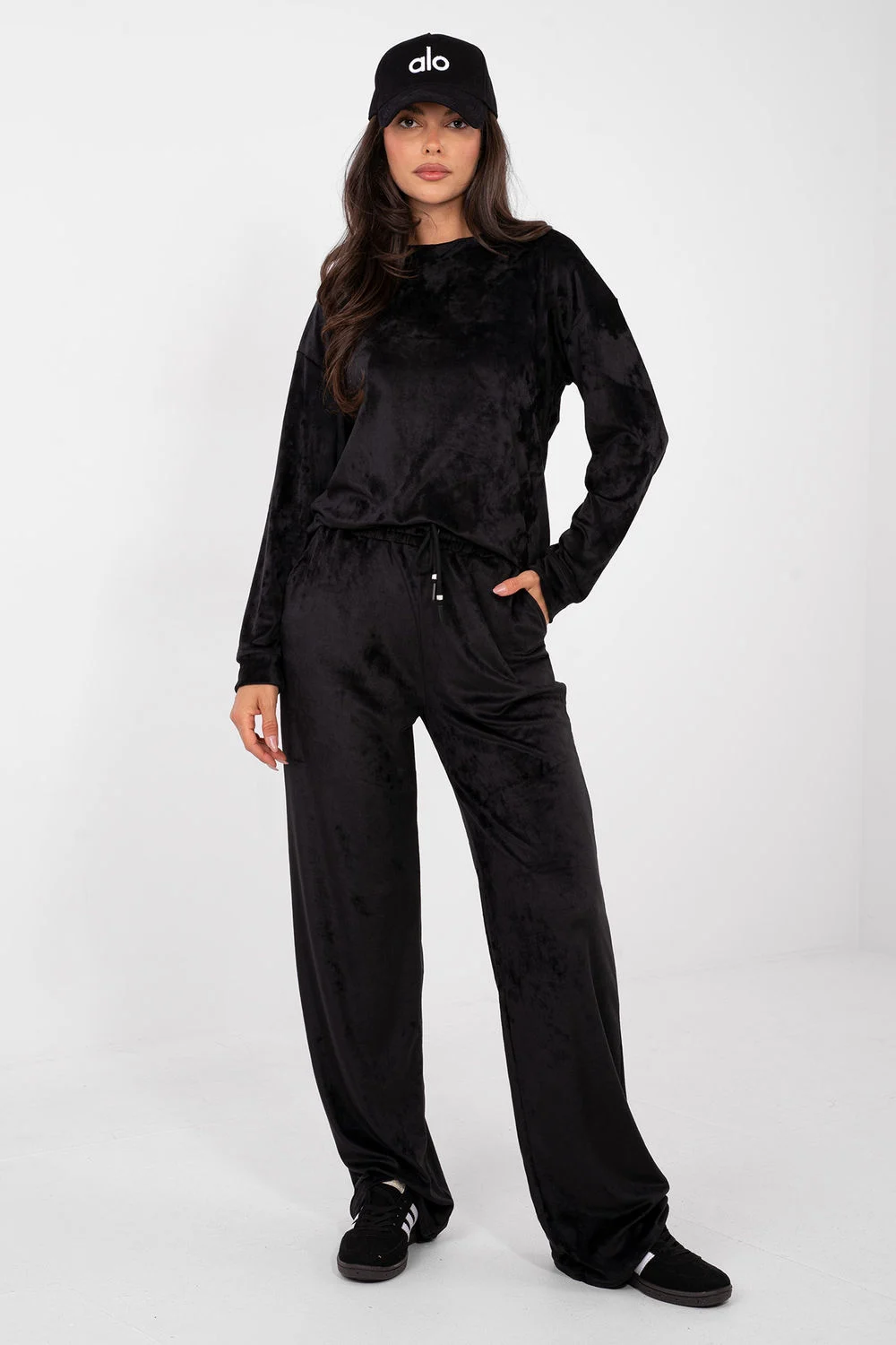 Ensemble sweat noir en velours