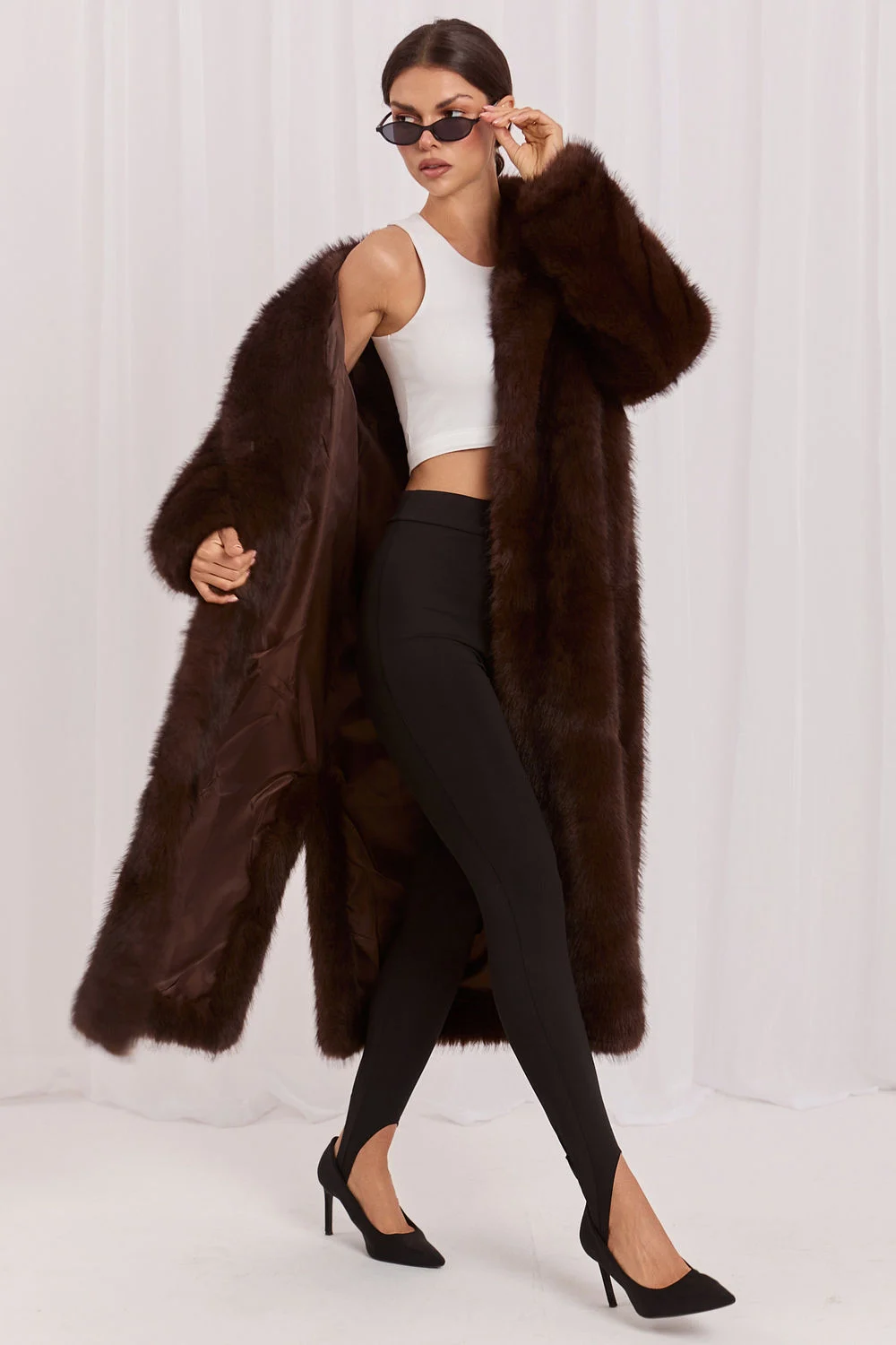 Manteau en fausse fourrure brun