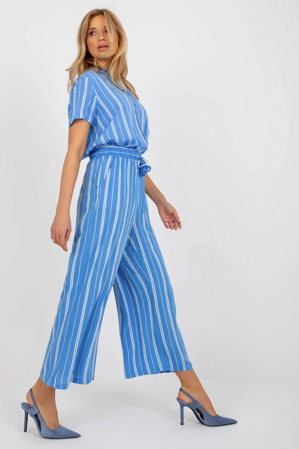 Pantalon palazzo bleu à rayures – Image 2