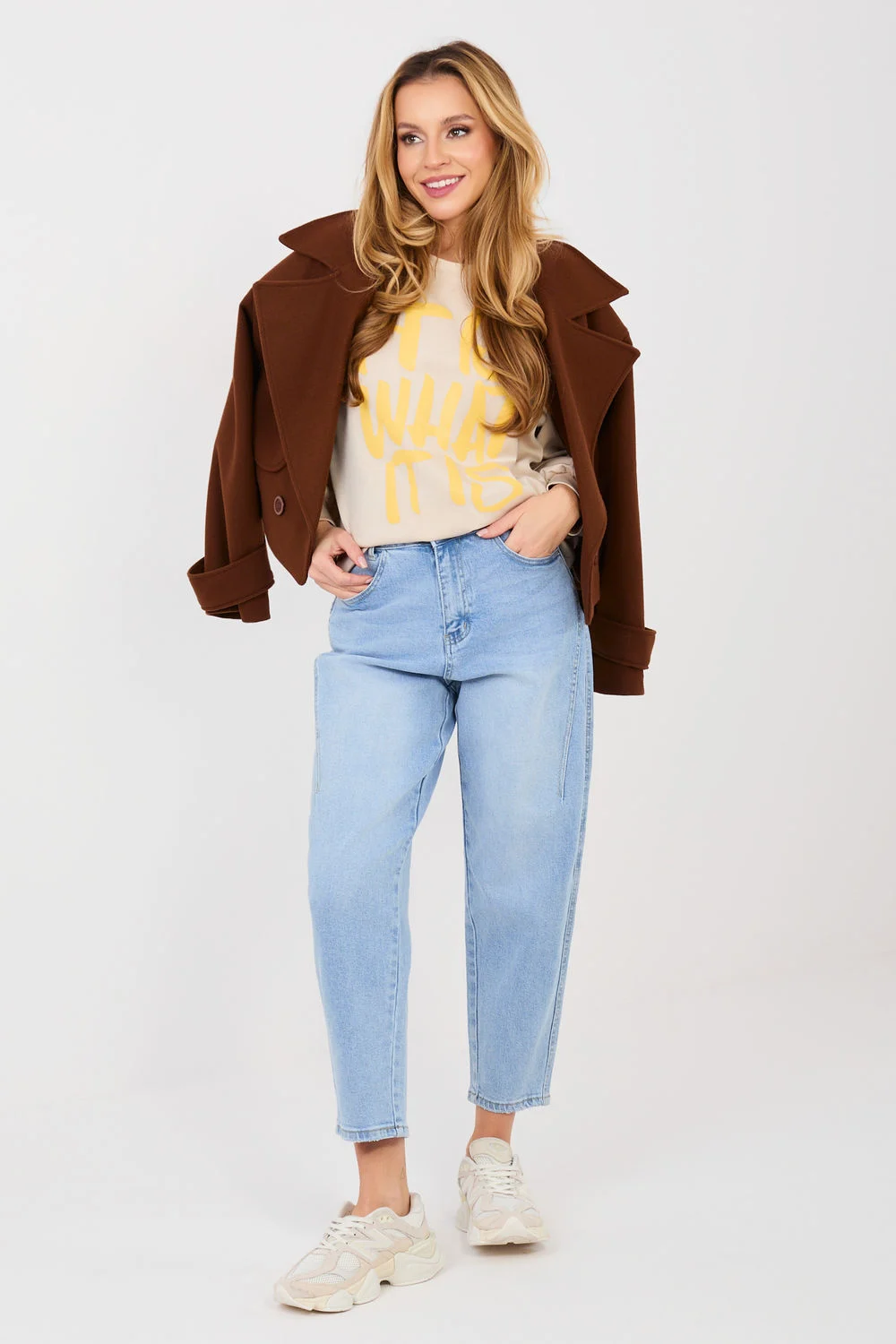 Sweatshirt beige à manches longues – Image 2