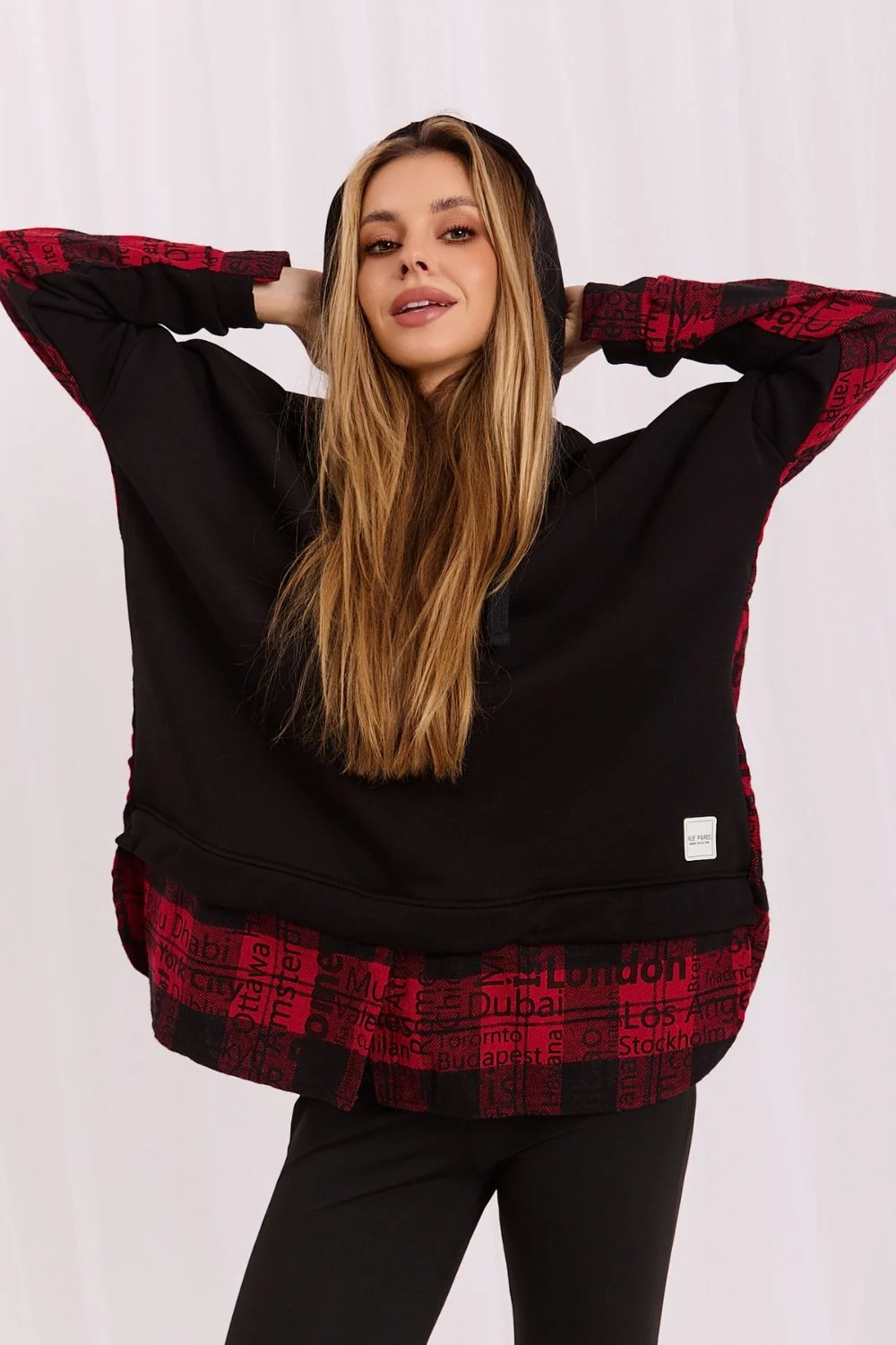Sweatshirt à capuche noir en coton – Image 3