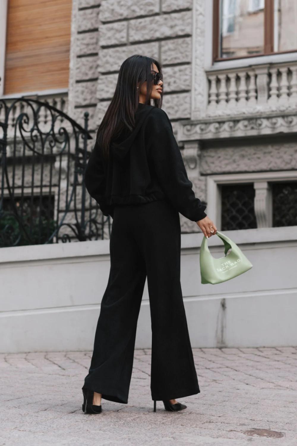 Ensemble sweat noir – Image 2