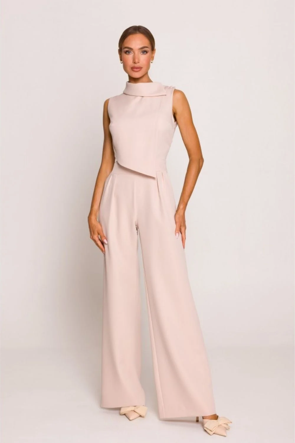 Combinaison beige à jambes larges