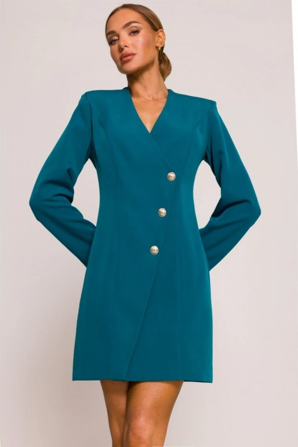 Robe bleue à manches longues