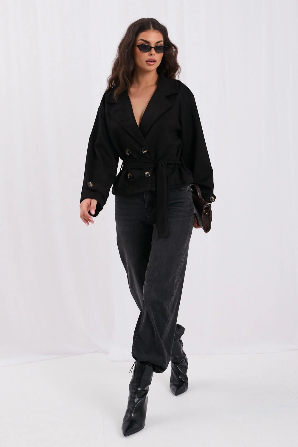 Manteau noir à double boutonnage