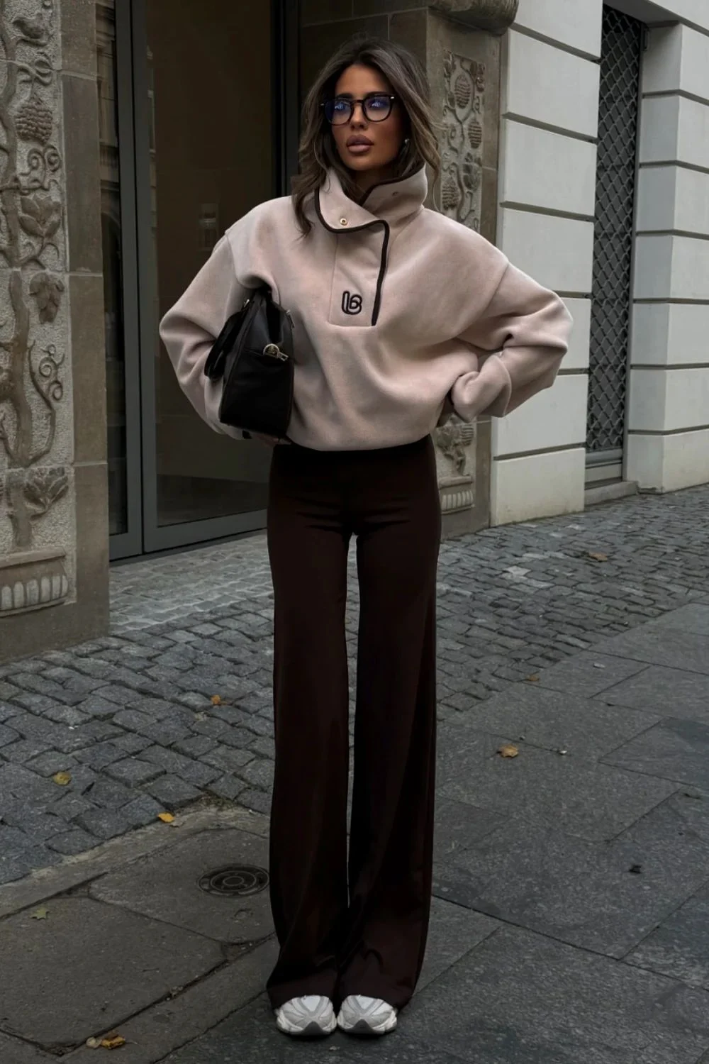 Sweatshirt beige en molleton – Image 2