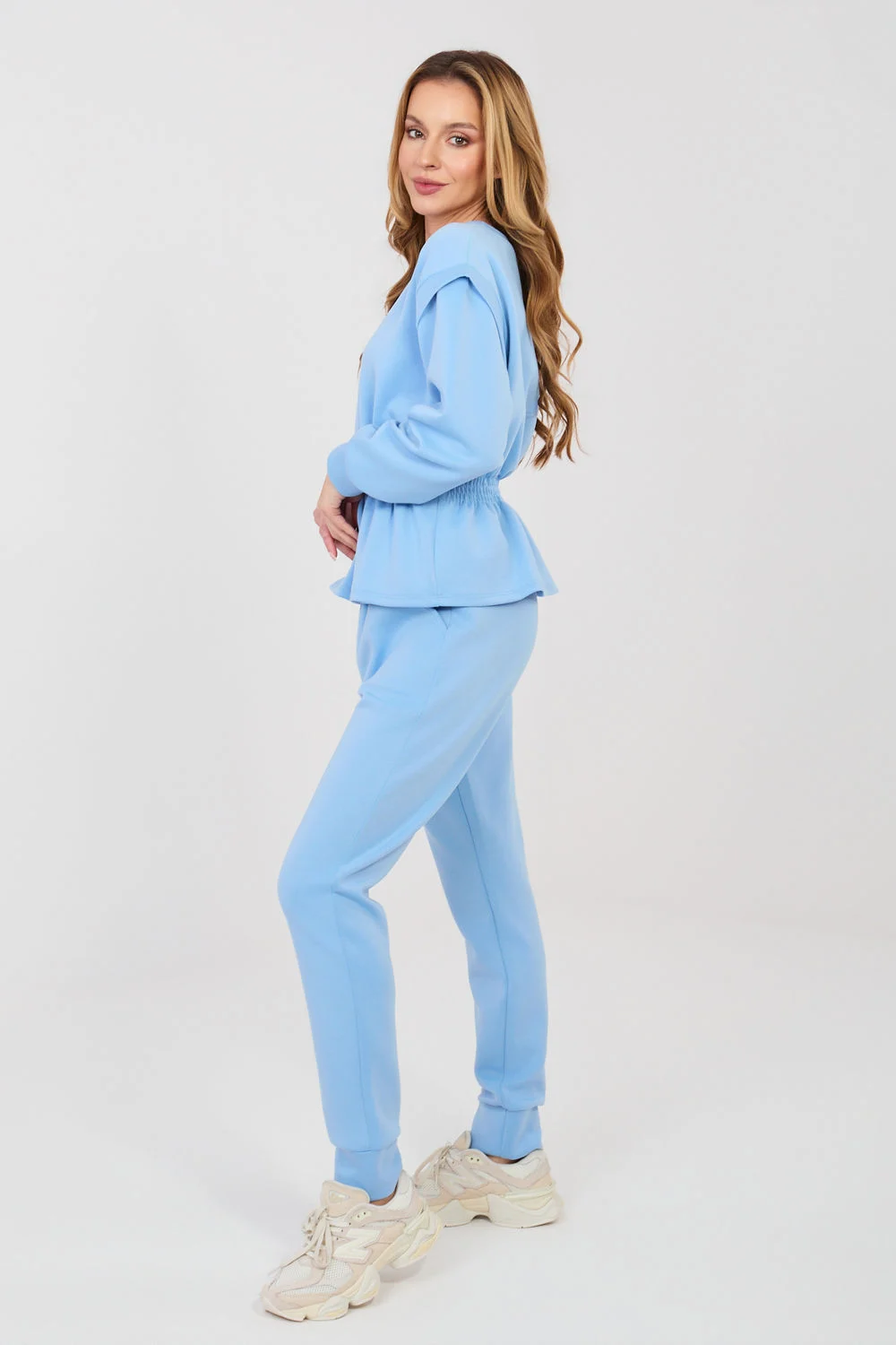 Ensemble sweat bleu