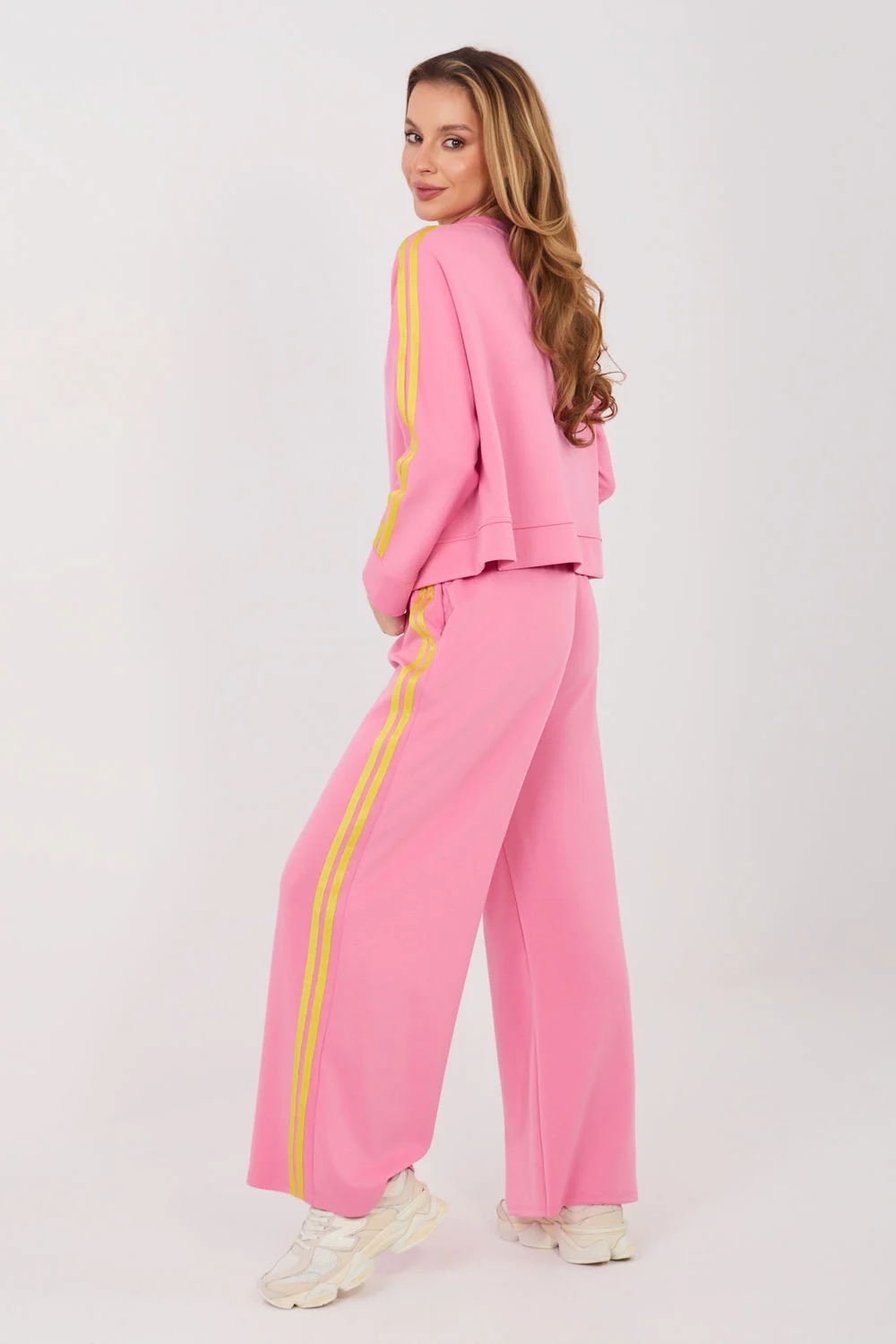 Ensemble sweat rose